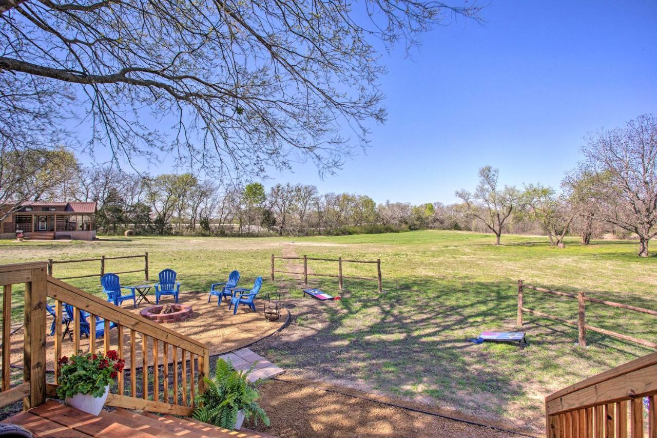 Cozy Mckinney Tiny Home With Porch And Fire Pit! 外观 照片