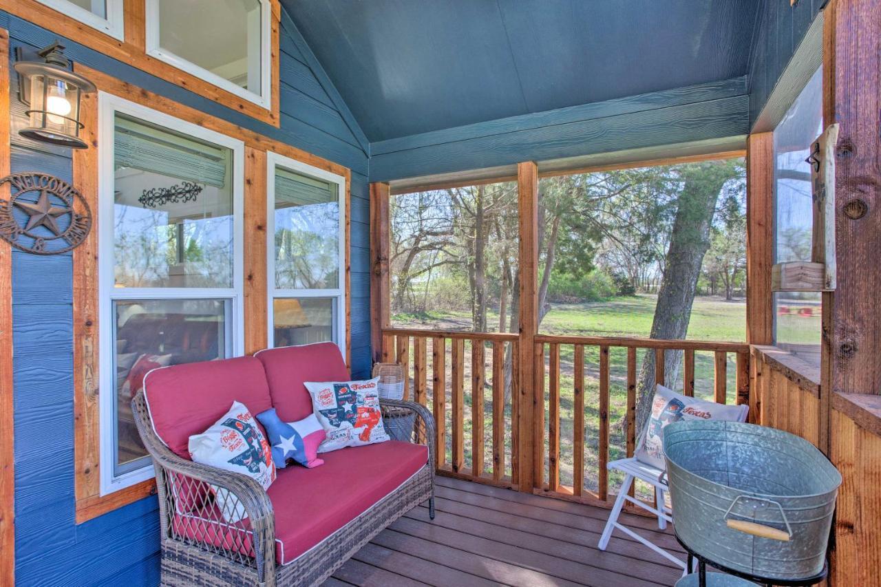 Cozy Mckinney Tiny Home With Porch And Fire Pit! 外观 照片